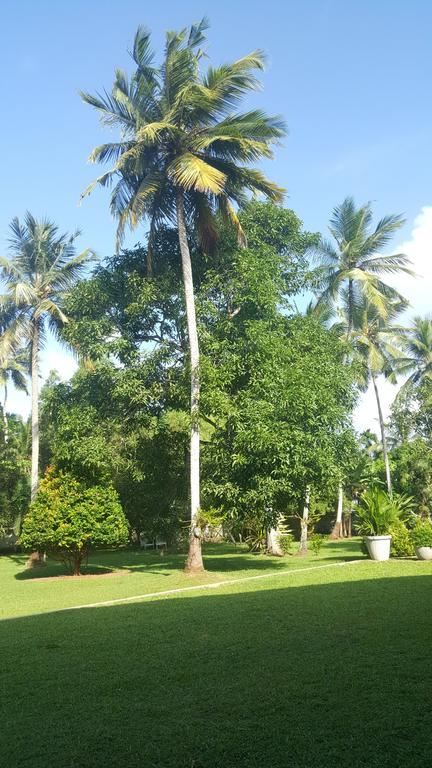 Villa Dewasiri ウナワトゥナ エクステリア 写真