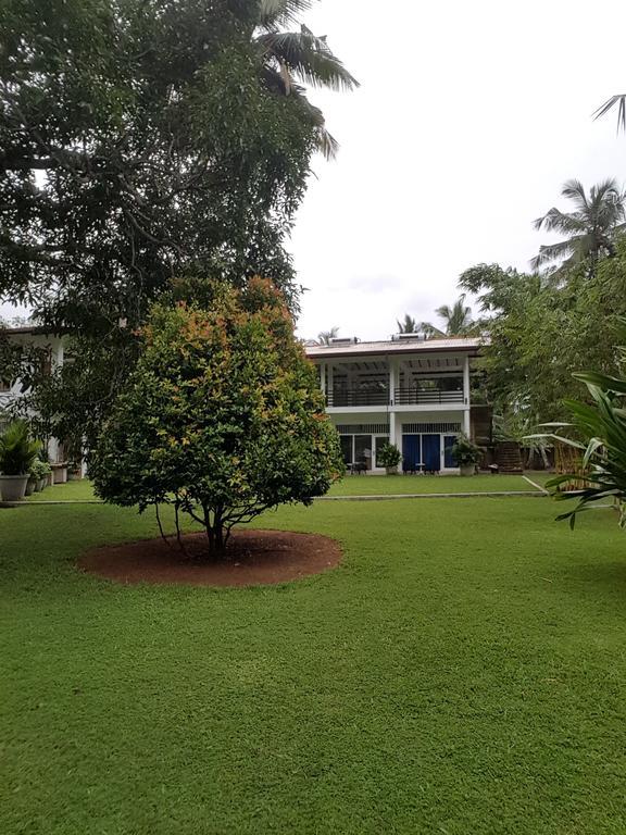 Villa Dewasiri ウナワトゥナ エクステリア 写真