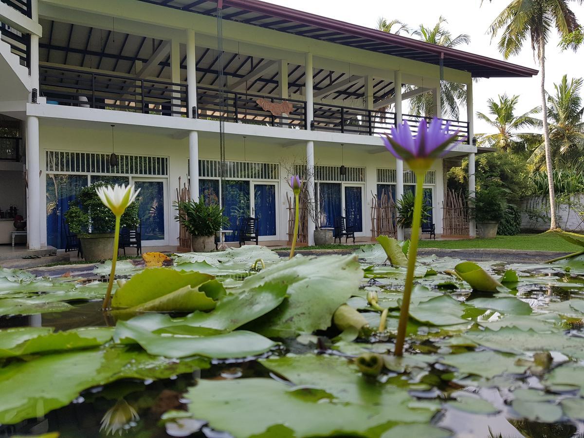 Villa Dewasiri ウナワトゥナ エクステリア 写真