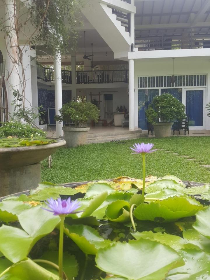 Villa Dewasiri ウナワトゥナ エクステリア 写真